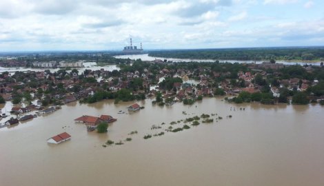 Svetske zvezde apeluju das e pomogne Srbiji