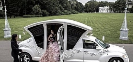 Kič na točkovima - ruska limuzina za svadbe