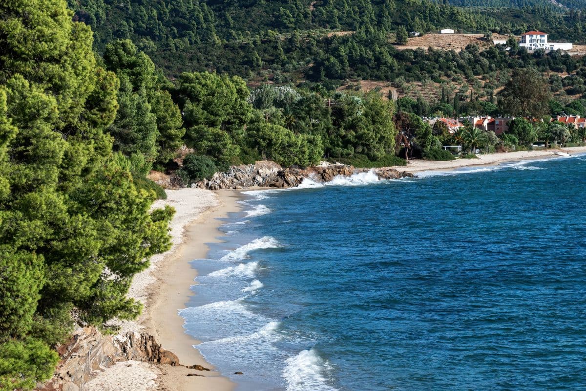 Amalfi obala Bugarske gde pivo košta dva evra, a obroci 10