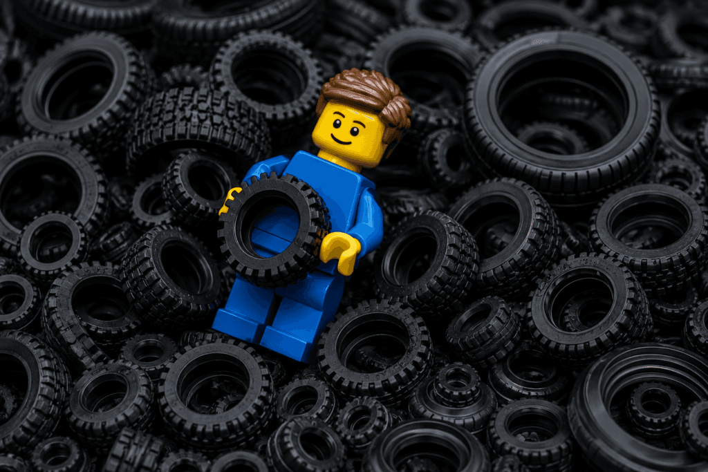 Nije Michelin, nije Goodyear – najveći proizvođač guma na svetu je LEGO