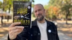 Oto Oltvanji za BBC: O nagradi u Francuskoj, 'Polju meduza', krimićima i čitanju