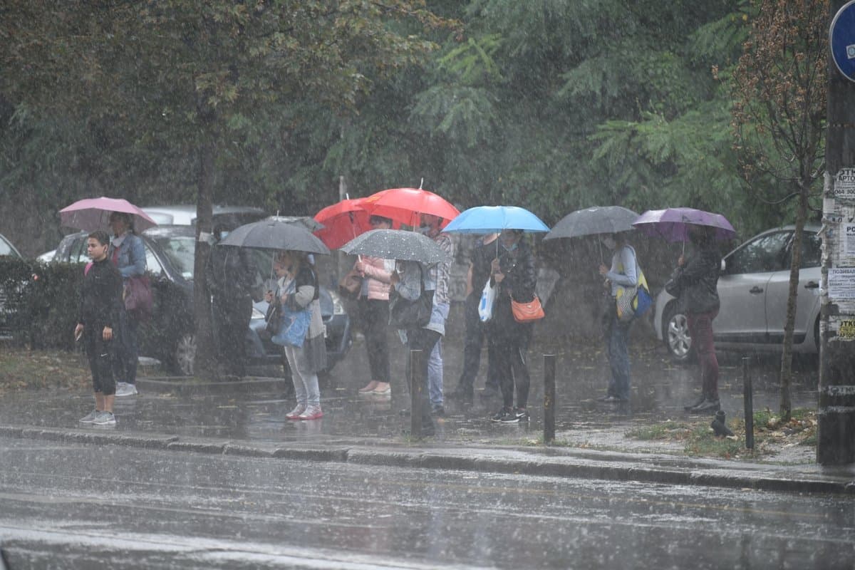 RHMZ upozorava na obilne pljuskove sa grmljavinom i pojavu grada