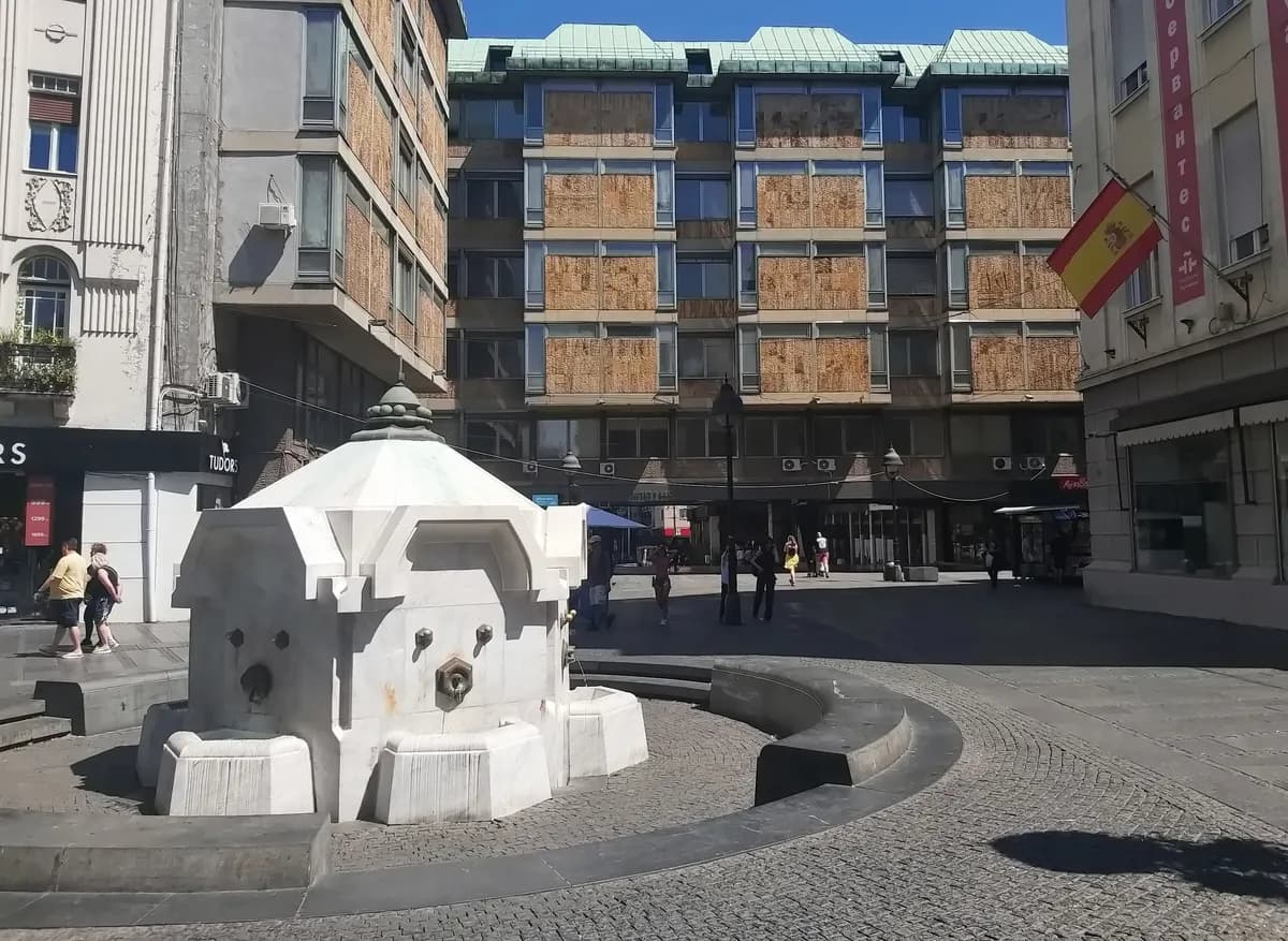 Istorija česme u Knez Mihailovoj: Većina ne zna ni kako se zove ni zašto je podignuta baš tu