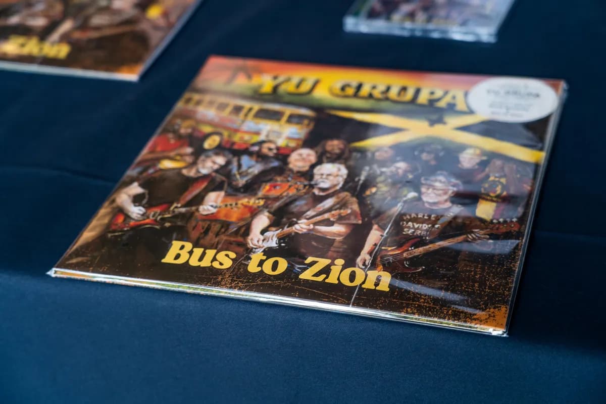 YU grupa predstavila novi album "Bus to Zion"