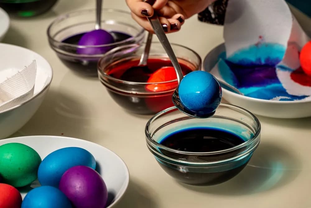 Kada se prema našoj tradiciji farbaju uskršnja jaja - na Veliki četvrtak ili Veliki petak?