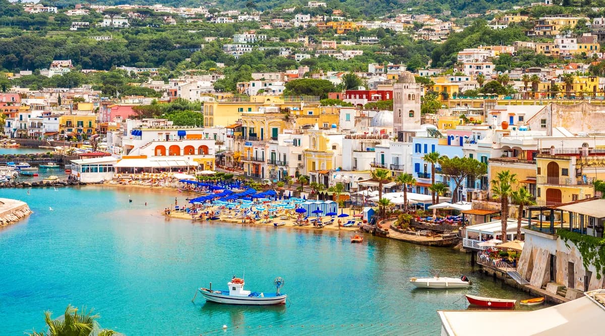 Zaboravite Hvar i Santorini: Ove letnje destinacije su povoljnije za vaš budžet