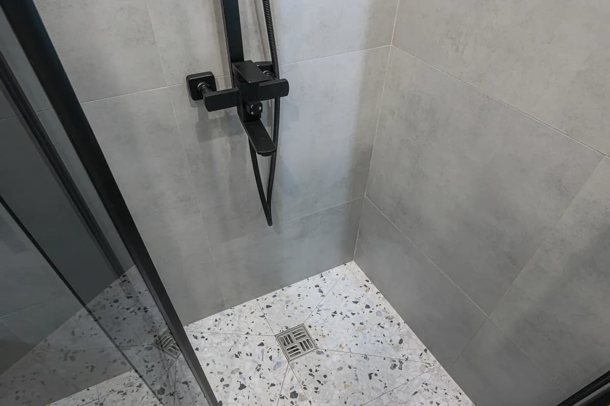 Kako da rešite neprijatne mirise iz odvoda - bez hemikalija