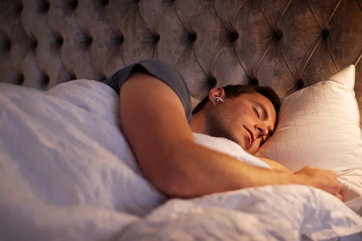 Spavanje bez slušalica mnogima je nezamislivo - navika koja može da bude veoma opasna