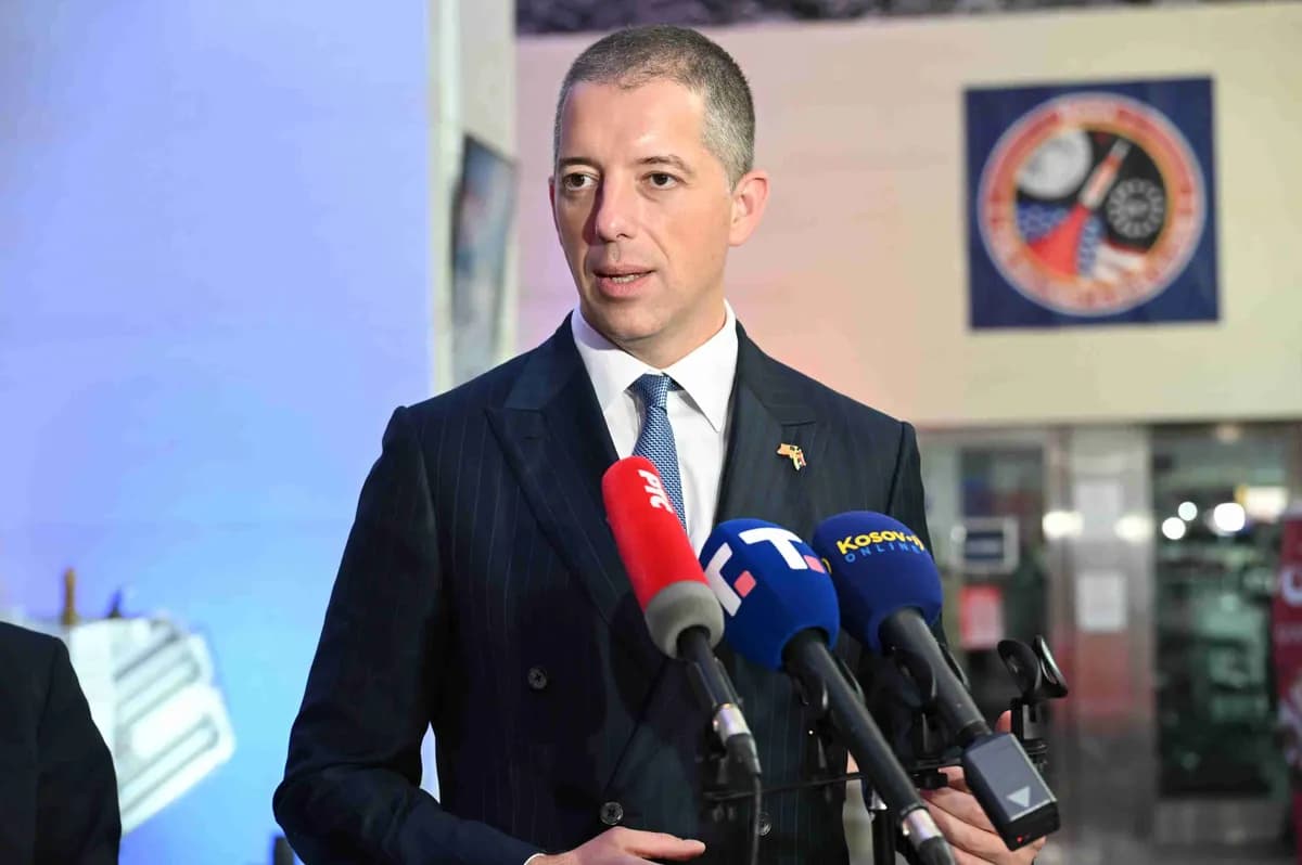 FM Djuric signs Serbia’s accession to Artemis space program