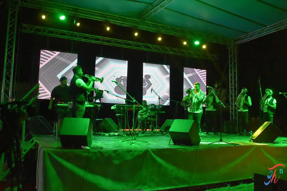 Korvingrad jam expirience na zidinama tvrđave i u Doljevcu