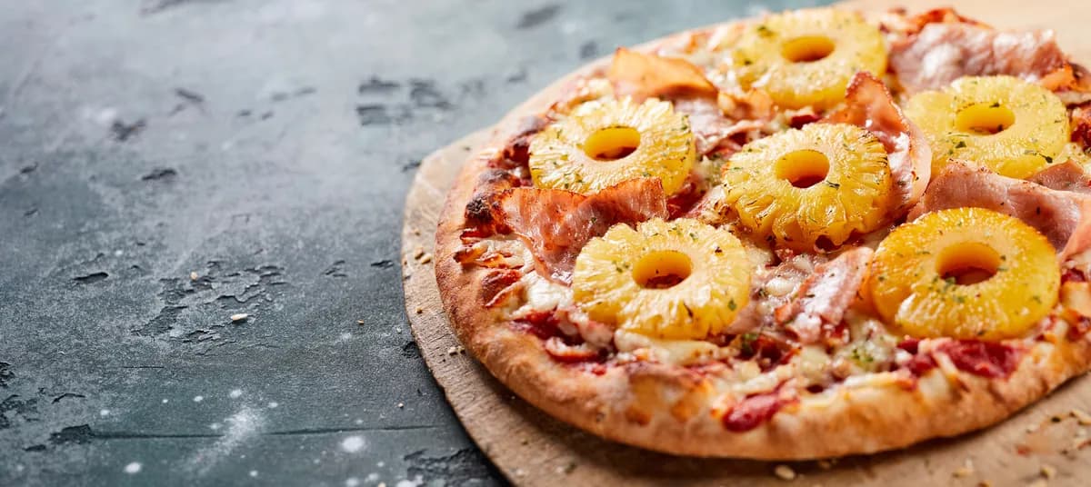 Ko je prvi imao "revolucionarnu" ideju da stavi ananas na picu?