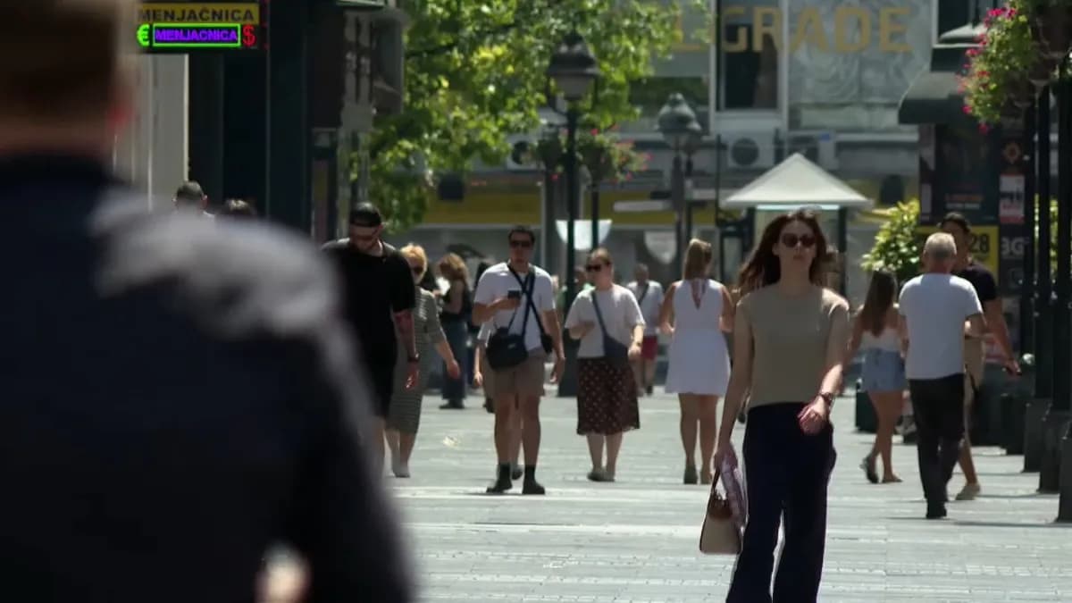 Novi talas ekstremnih vrućina stigao u Srbiju: Kako se građani snalaze i koje su zvanične preporuke