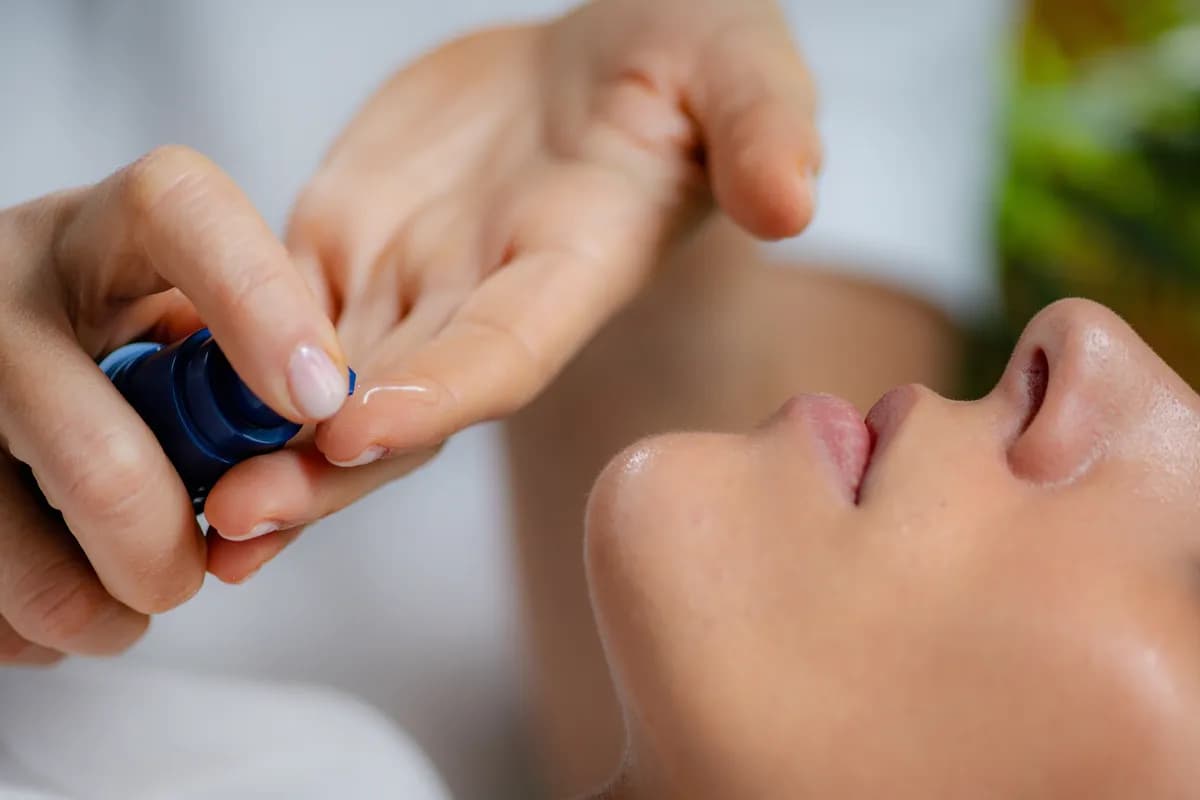 Dermatolog otkriva kada bi trebalo izabrati retinol, a kada peptide