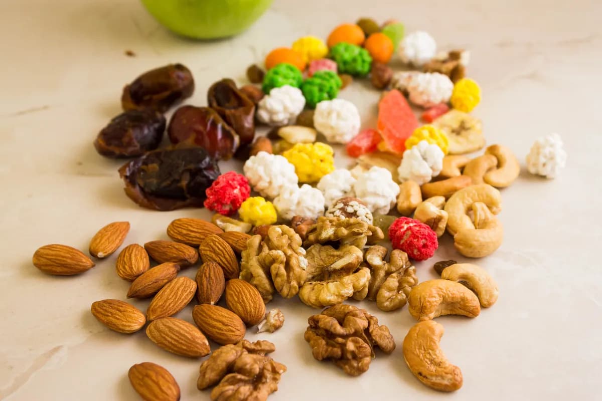 Kokice ili studentski miks: Nutricionisti otkrivaju šta je bolji izbor za šećer u krvi