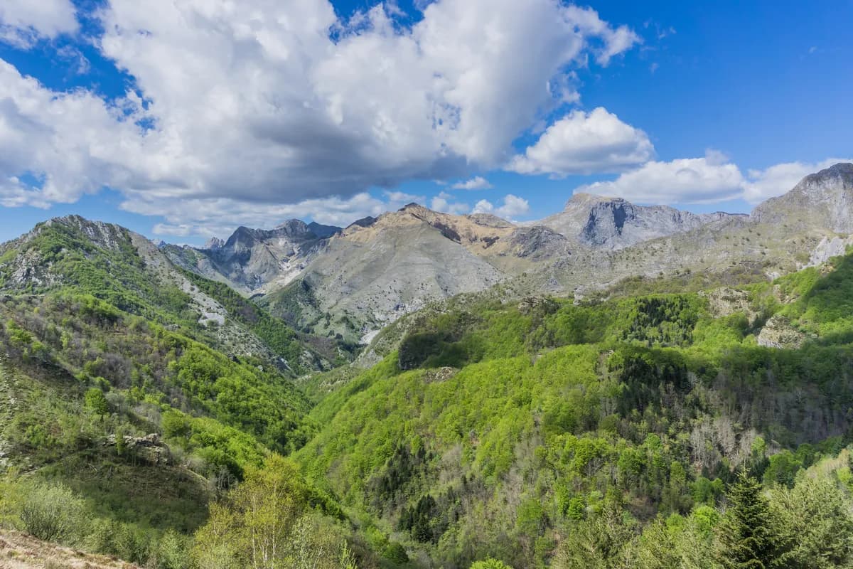 Naučnici tvrde da se Zemljina kora ispod Italije "otvara poput rajsferšlusa"