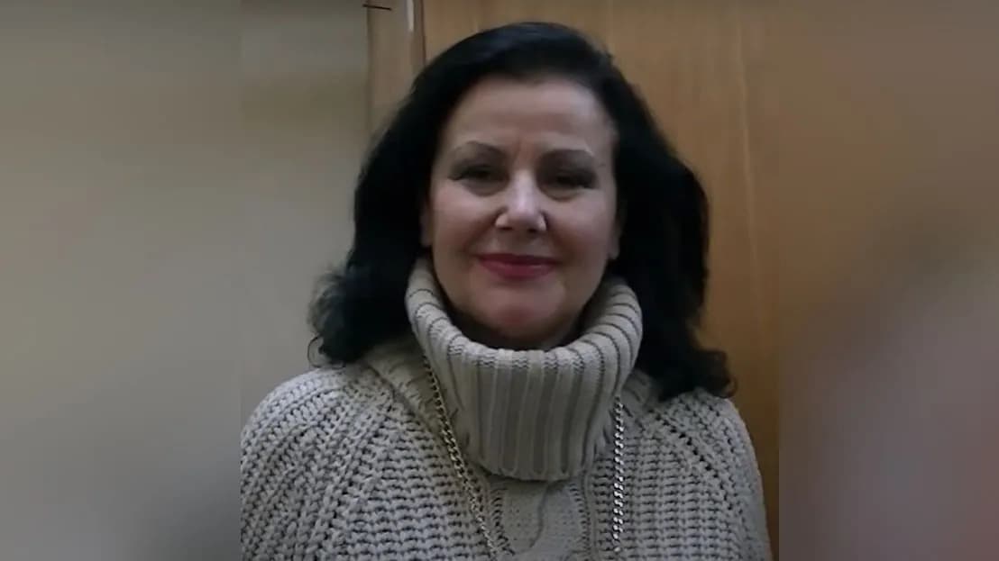 "Tri poljupca hoću ja": Pesma stara skoro 40 godina ponovo je postala hit