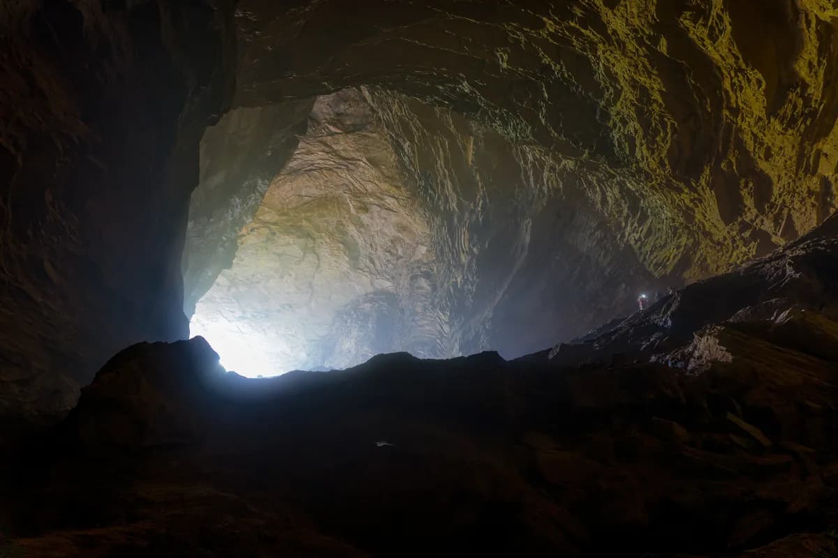 Dva kilometra pod zemljom: Kobna ekspedicija u jednu od najdubljih jama na svetu
