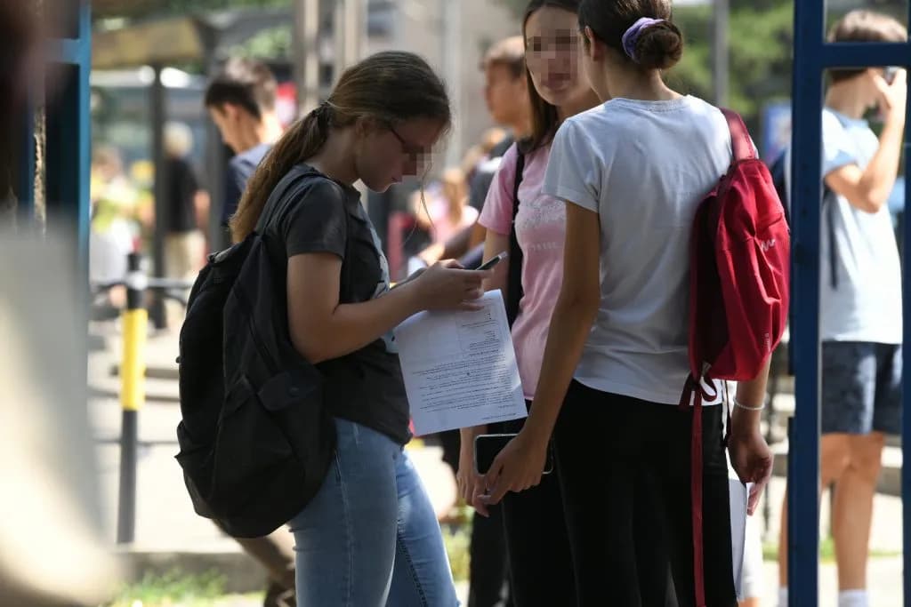 Trka najboljih đaka za ove tri srednje škole: Malim maturantima za upis potrebno minimum 90 bodova