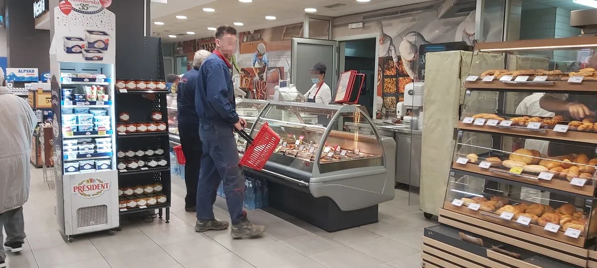 Potražnja za ovim zanimanjem dostigla vrhunac: Nude se plate i do 200.000 dinara