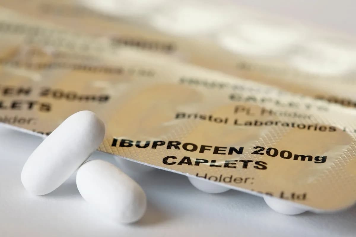 Farmaceuti upozoravaju: Prestanite da uzimate ibuprofen na ovaj način