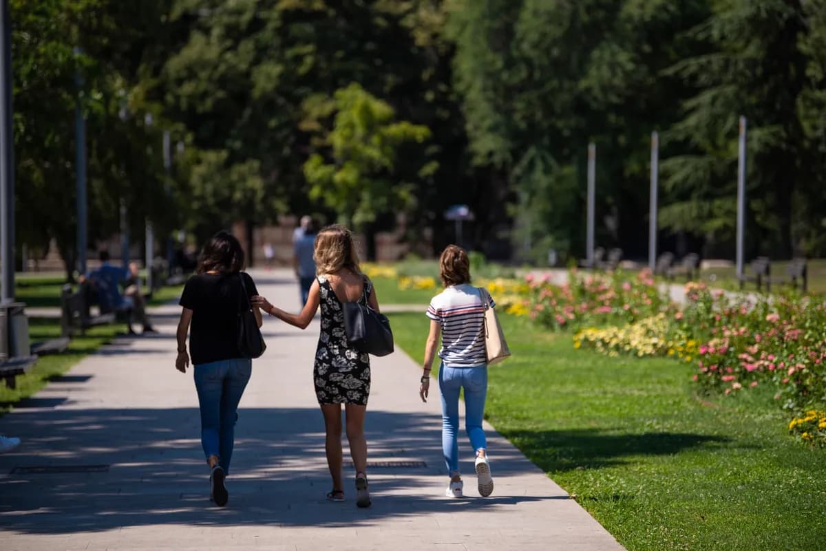 Danas u Srbiji pretežno sunčano i toplo, temperatura do 33 stepena