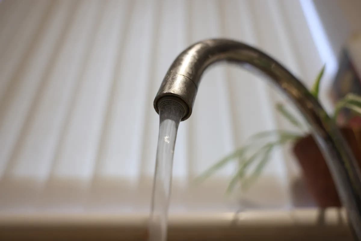 Tročlanoj porodici na Ledinama stigao račun za 114 kubika vode: "Nemamo zoološki vrt, ne kupamo slonove"