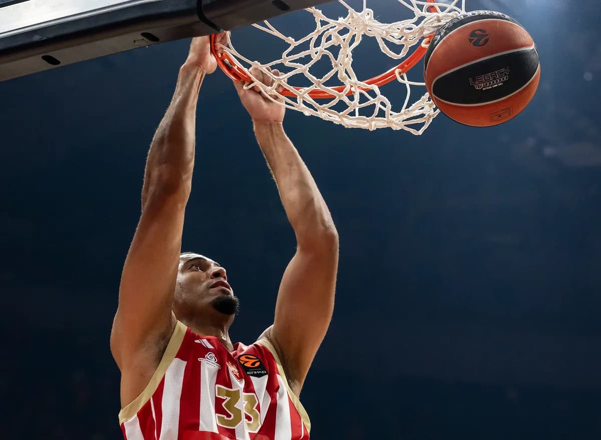 Prvi meč za Crvenu zvezdu u ABA ligi, Boldvin u sastavu