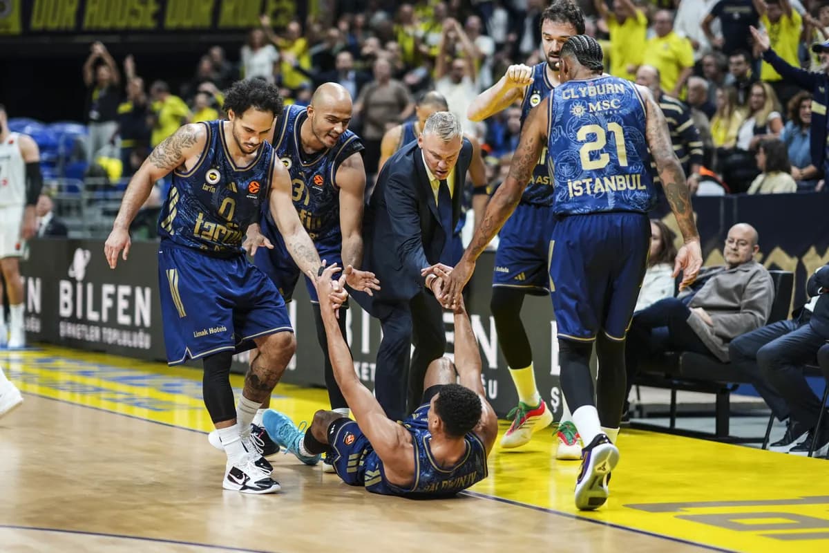 Ludnica u Evroligi: Epski preokret Olimpijakosa, Fenerbahče razbio Žalgiris, Real produbio krizu Armanija