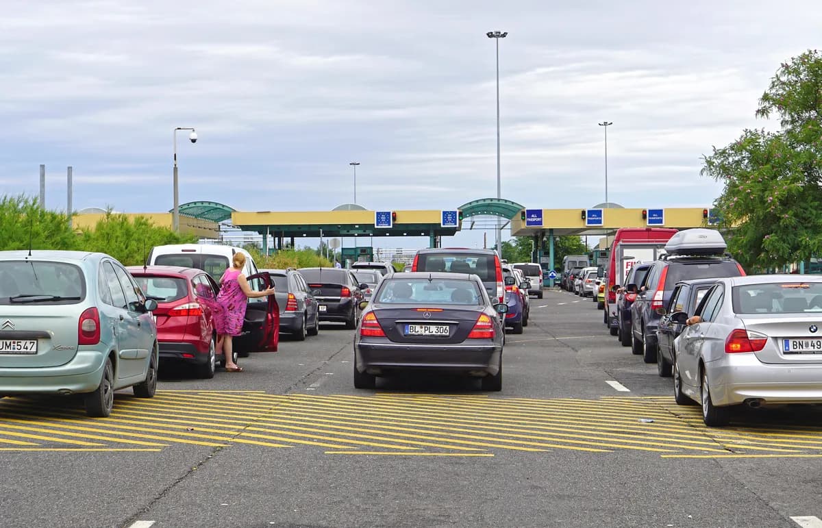 Povoljni uslovi za vožnju, bez čekanja na granicama
