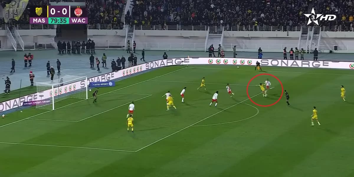 "Rabona" kakva se retko viđa: Pogledajte jedan od najlepših golova 21. veka, navijači skakali u potpunom čudu