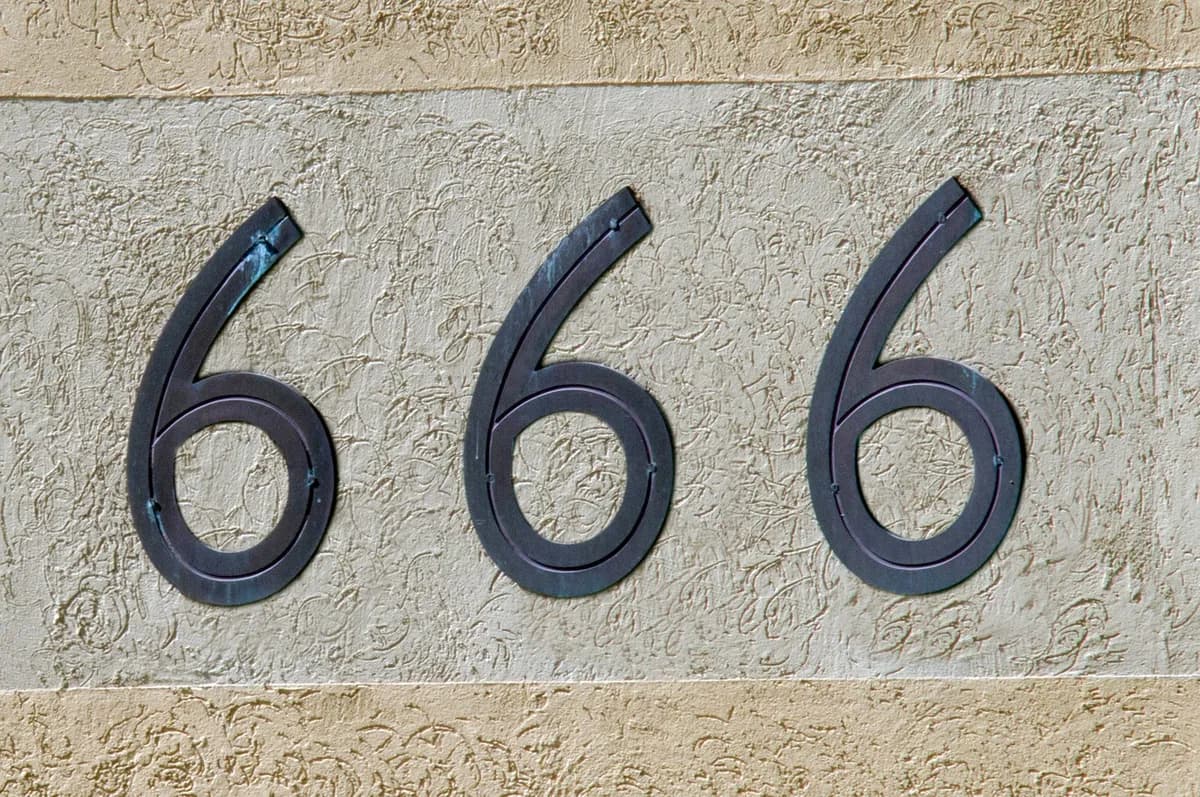 Ovo je pravo značenje koje se krije iza "anđeoskog broja" 666: Skrivena poruka koja menja pogled na sve