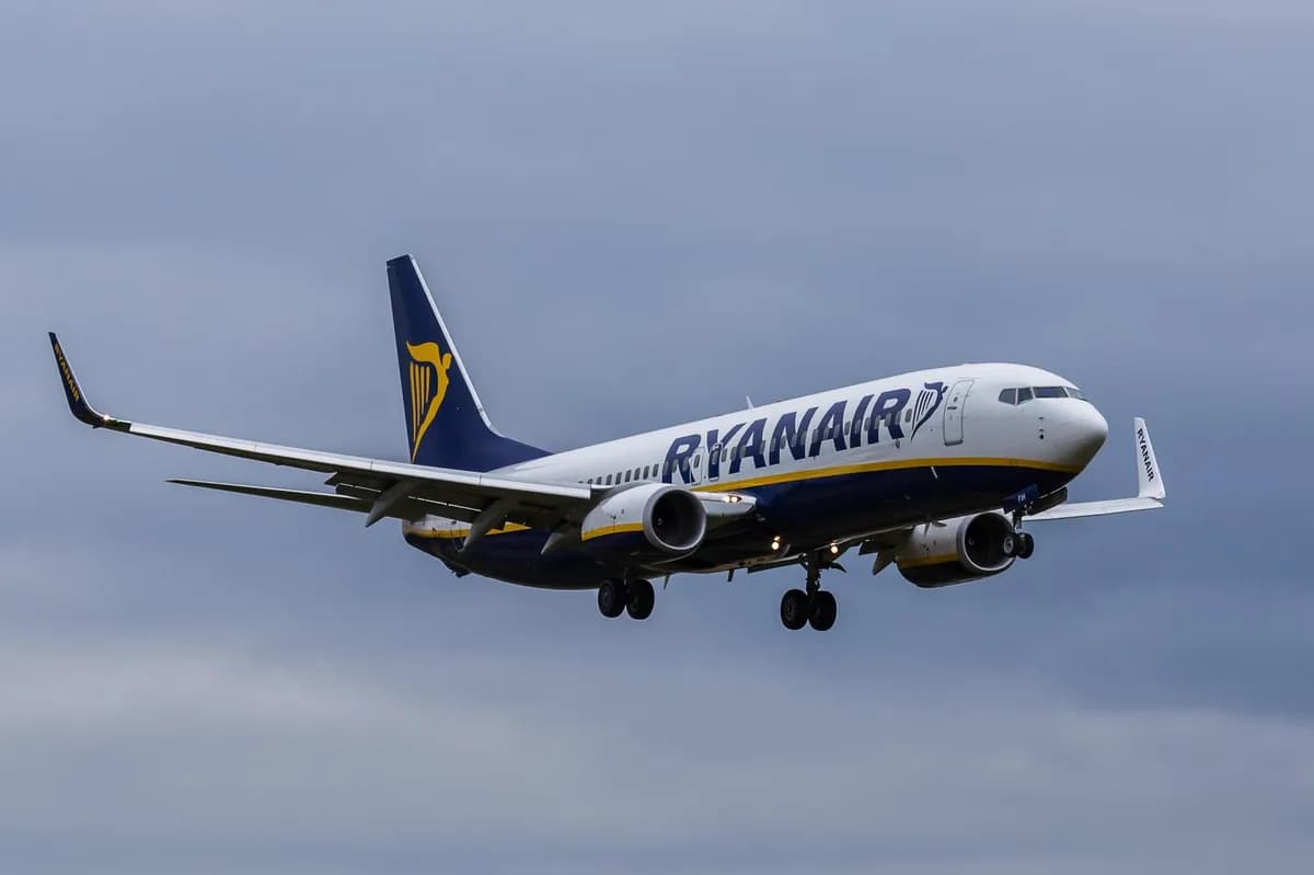 Rajaner odgovorio zahtevnim putnicima fotografijom aviona JAT iz 60-ih godina: Pogledajte gozbu koja se servira