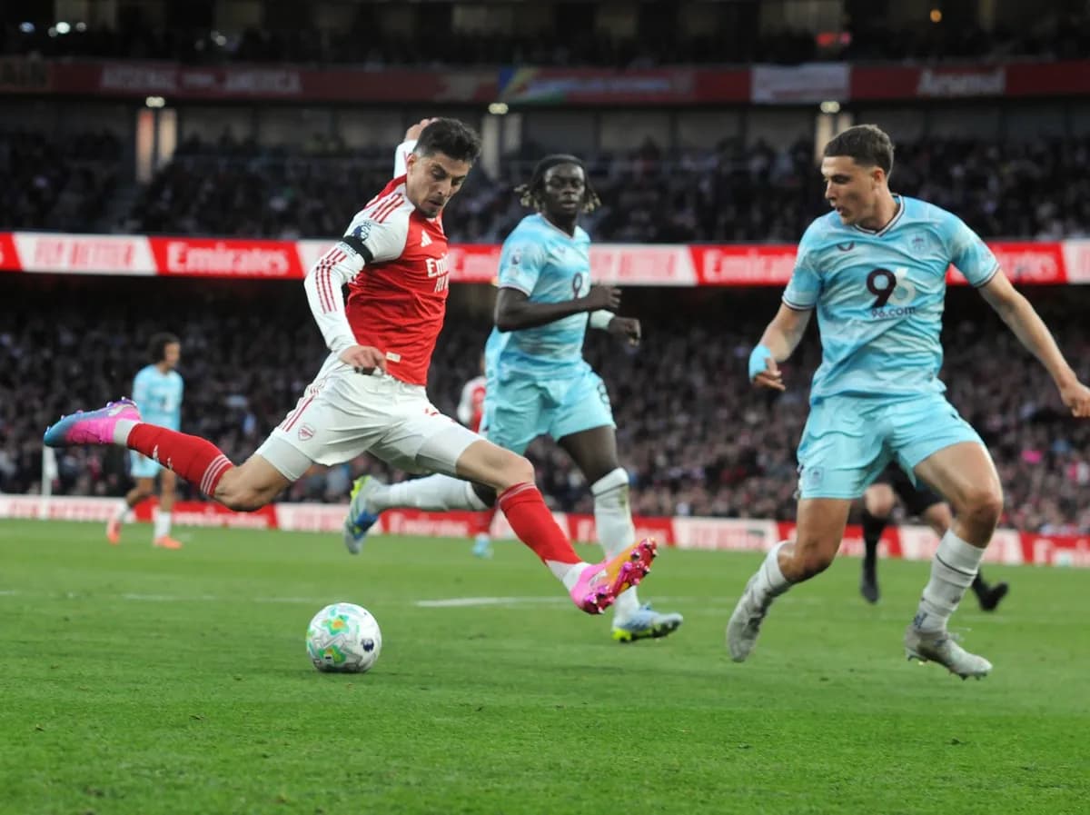 Arsenal nadomak titule, Haverc heroj