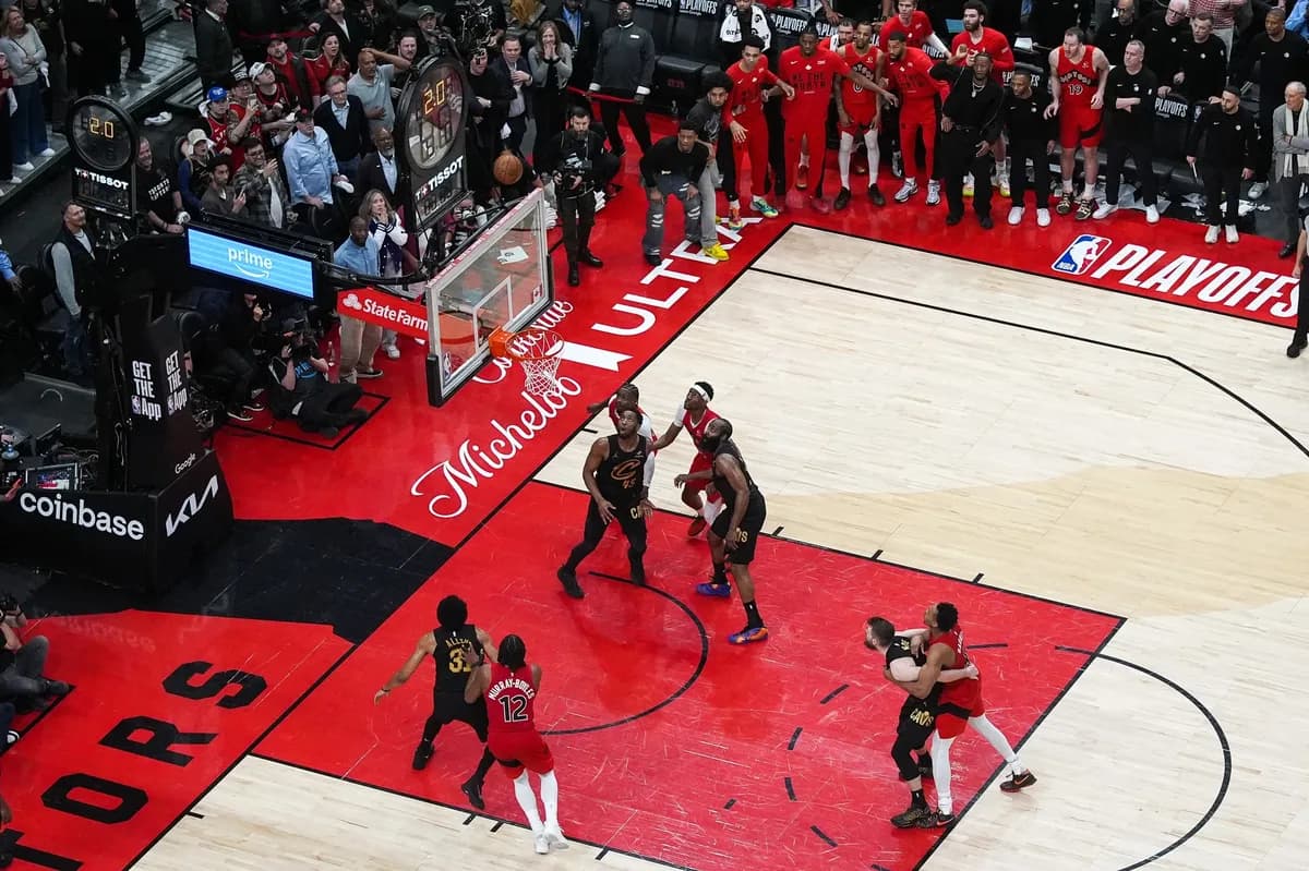 VIDEO Čudo za Srbina i Toronto: Koš za pamćenje doneo majstoricu Rajakoviću u meču za NBA anale