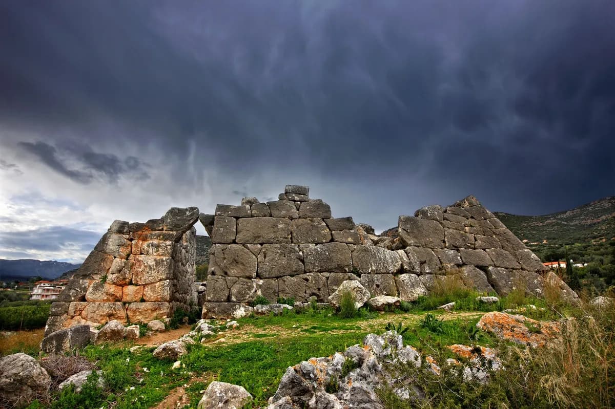 Jeste li čuli za grčke piramide? Antička zagonetka koja je ostala u senci