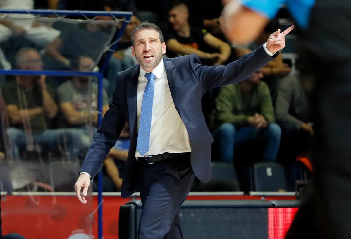 VIDEO Navaro dao prvi intervju kao trener Zvezde - otkrio šta želi i kako je došlo do saradnje: "Tražimo prave ljude, jedva čekam punu Arenu"