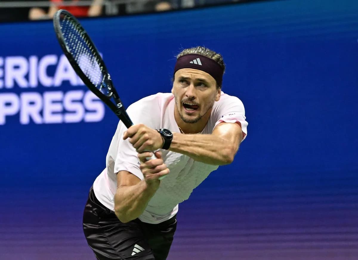 Zverev uradio nešto što je Novak doktorirao, a 35 godina niko nije imao ovakav put: Plasirao se u polufinale, a tamo ga čeka neočekivani rival posle predaje