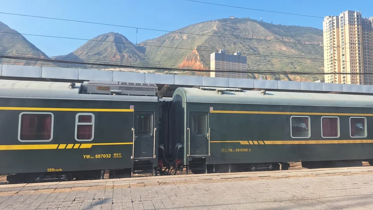 Vozila sam se najvišom prugom na svetu: Prizori kroz koje prolaziš deluju nestvarno, a evo šta se radi kad ponestane kiseonika