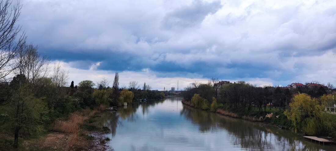 Promenljivo oblačno, najviša dnevna temperatura oko 17 stepeni