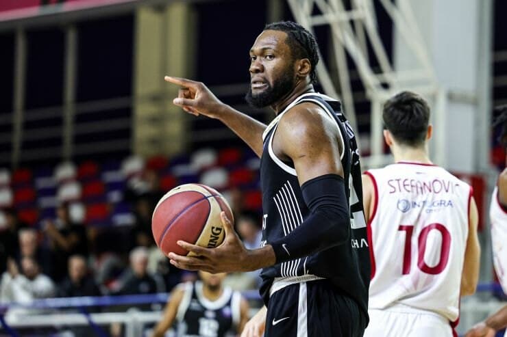 Doskorašnji košarkaš Partizana Bruno Fernando potpisao za Efes