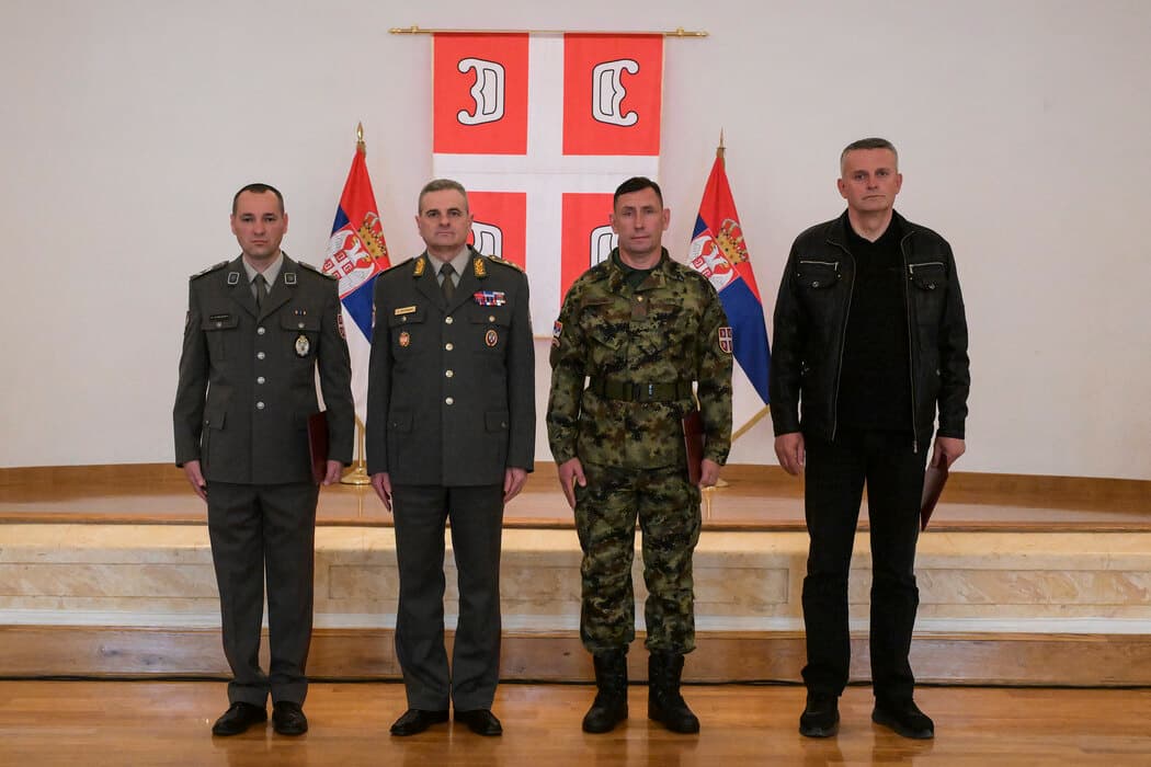 Priznanja za najbezbednije vojne vozače