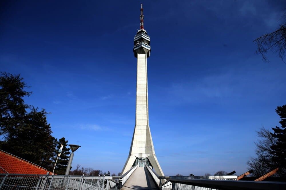Obeležen Svetski dan telekomunikacija: Na Avalskom tornju održani "Signali sa Avale"