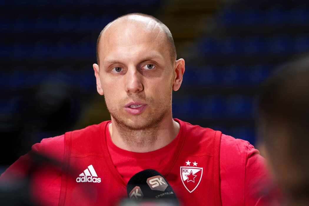 Dejan Davidovac još dve godine u Crvenoj zvezdi