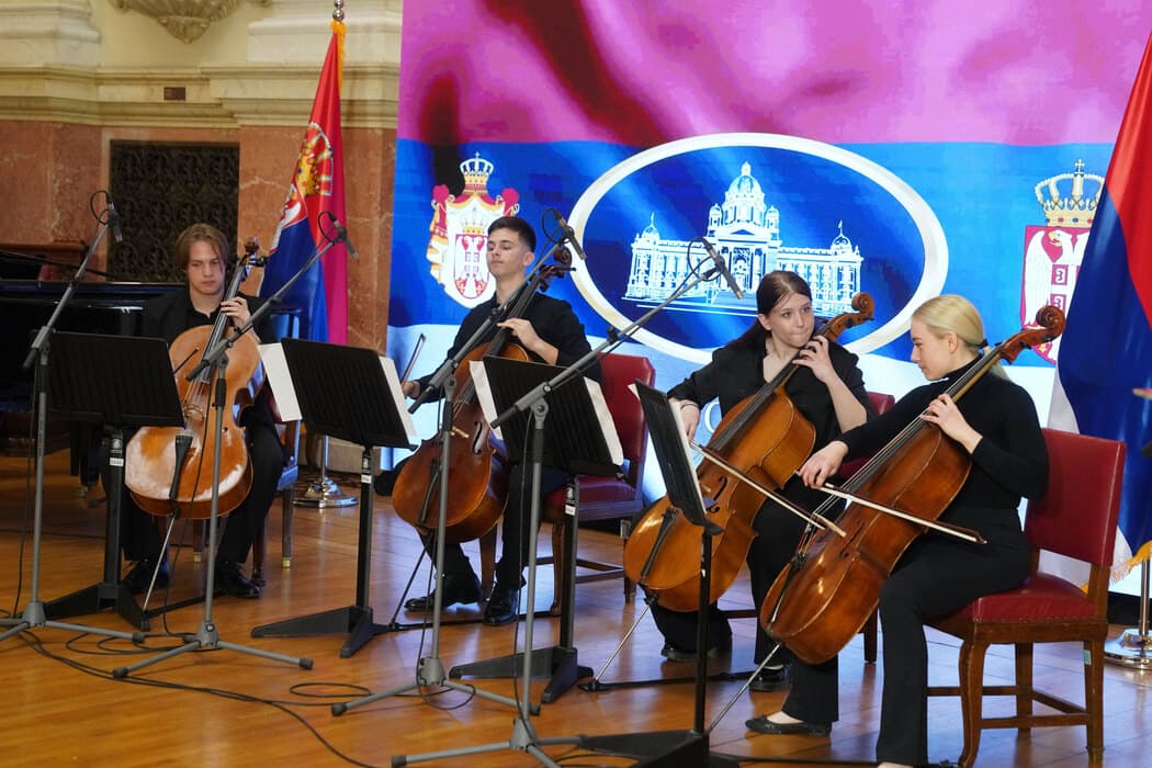 Koncert mladih muzičkih talenata u Skupštini, učestovali i đaci škole iz Gračanice