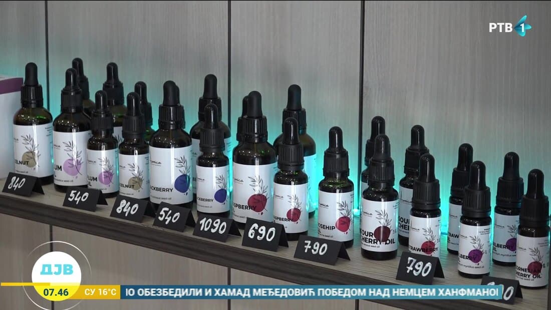 Danijela Mladenović jedina na svetu cedi ulje iz jezgra koštice drenjine u komercijalne svrhe