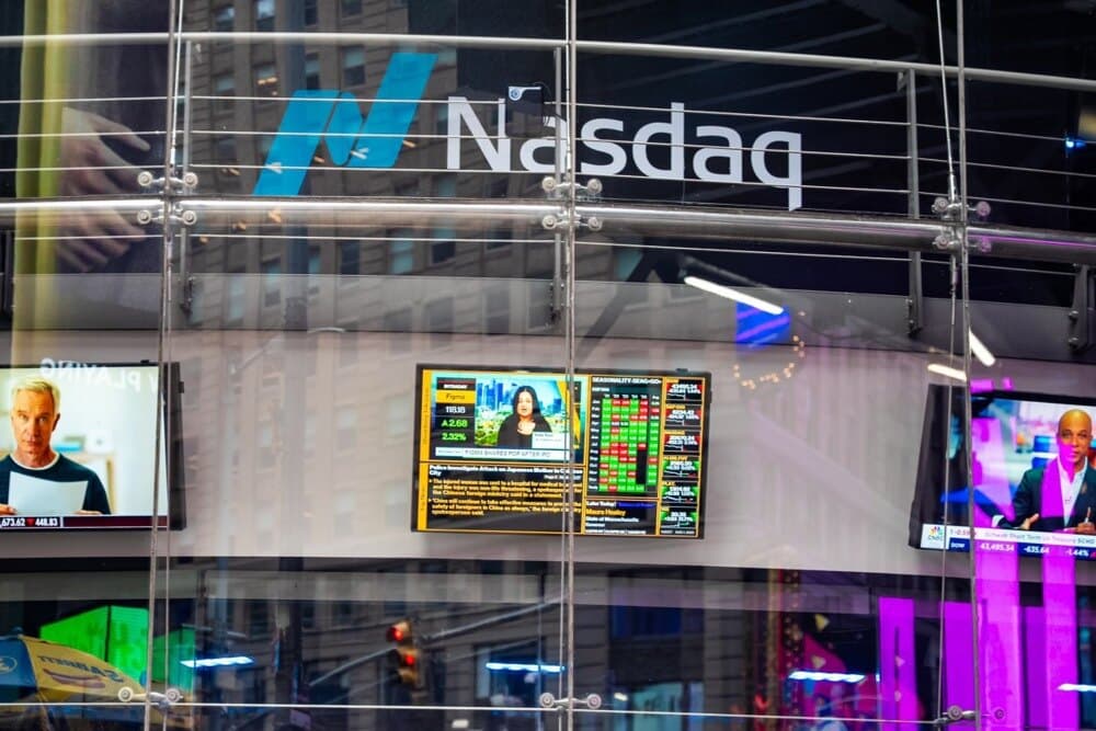 Evropske berze u blagom plusu, nafta Brent 72$, fjučersi američkih indeksa u porastu