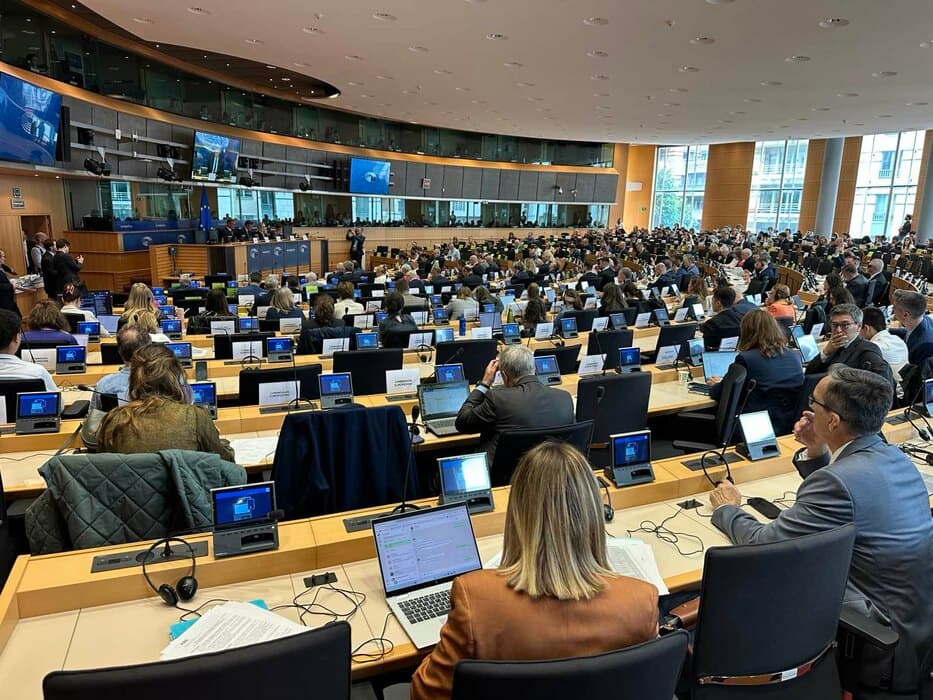 EU pokreće pregovore o ukidanju roming troškova za zemlje Zapadnog Balkana