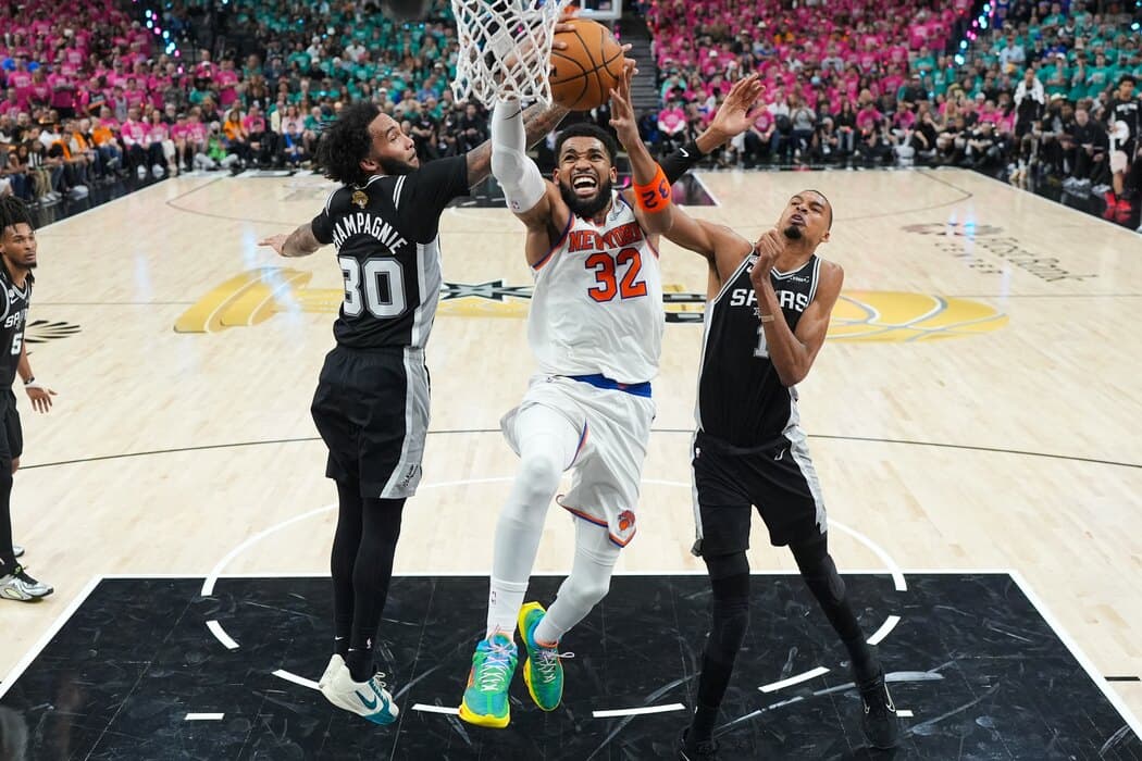 Njujork nanizao 12. pobedu u plej-ofu - Sparsi prvi put u istoriji gube u NBA finalu (VIDEO)