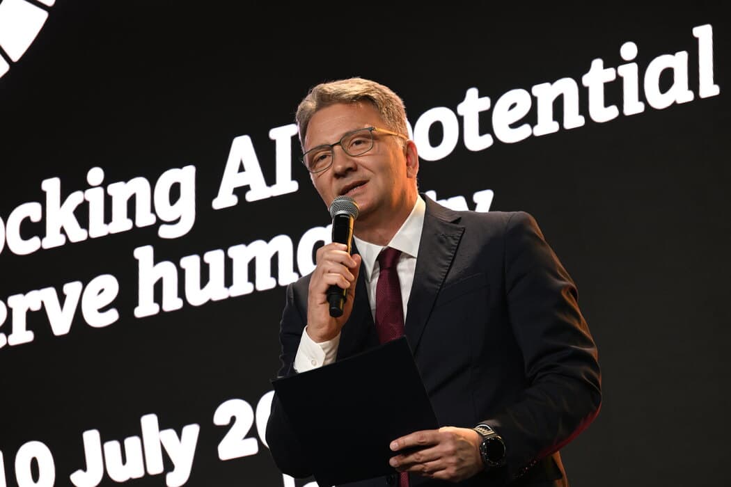 Jovanović u Ženevi: Beograd sledeće godine domaćin samita "AI for Good Impact"