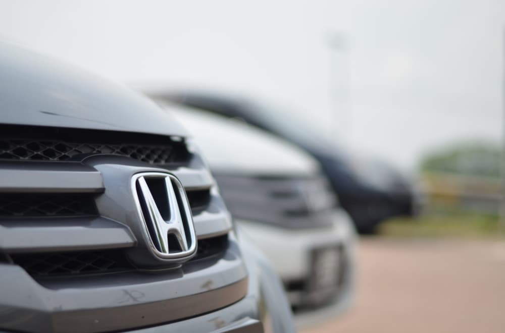 Honda opozvala 325.000 vozila – problem sa kamerom za vožnju unazad